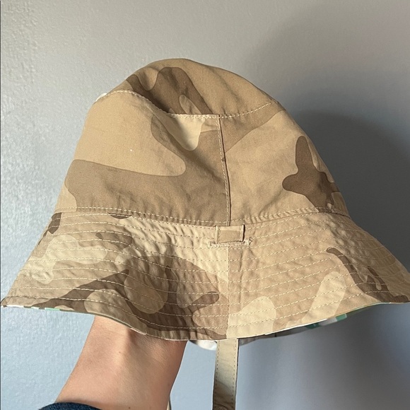 Patagonia Kids Bucket Sun Reversible Camo Cactus Adventure Hat 5T - Picture 4 of 8
